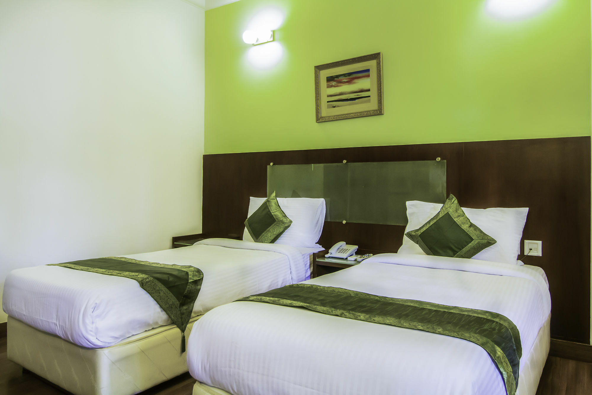 Treebo Angson Hotel Madras Buitenkant foto